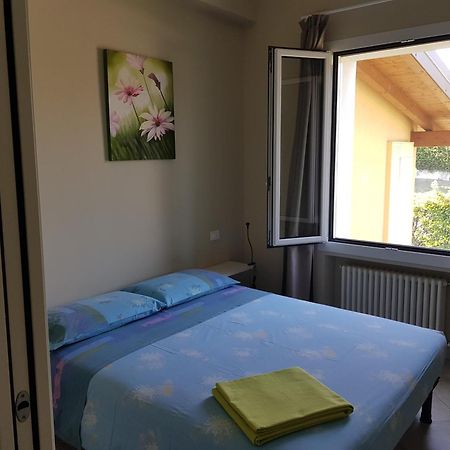 Graziosa Al Porto Villa Moniga del Garda Luaran gambar