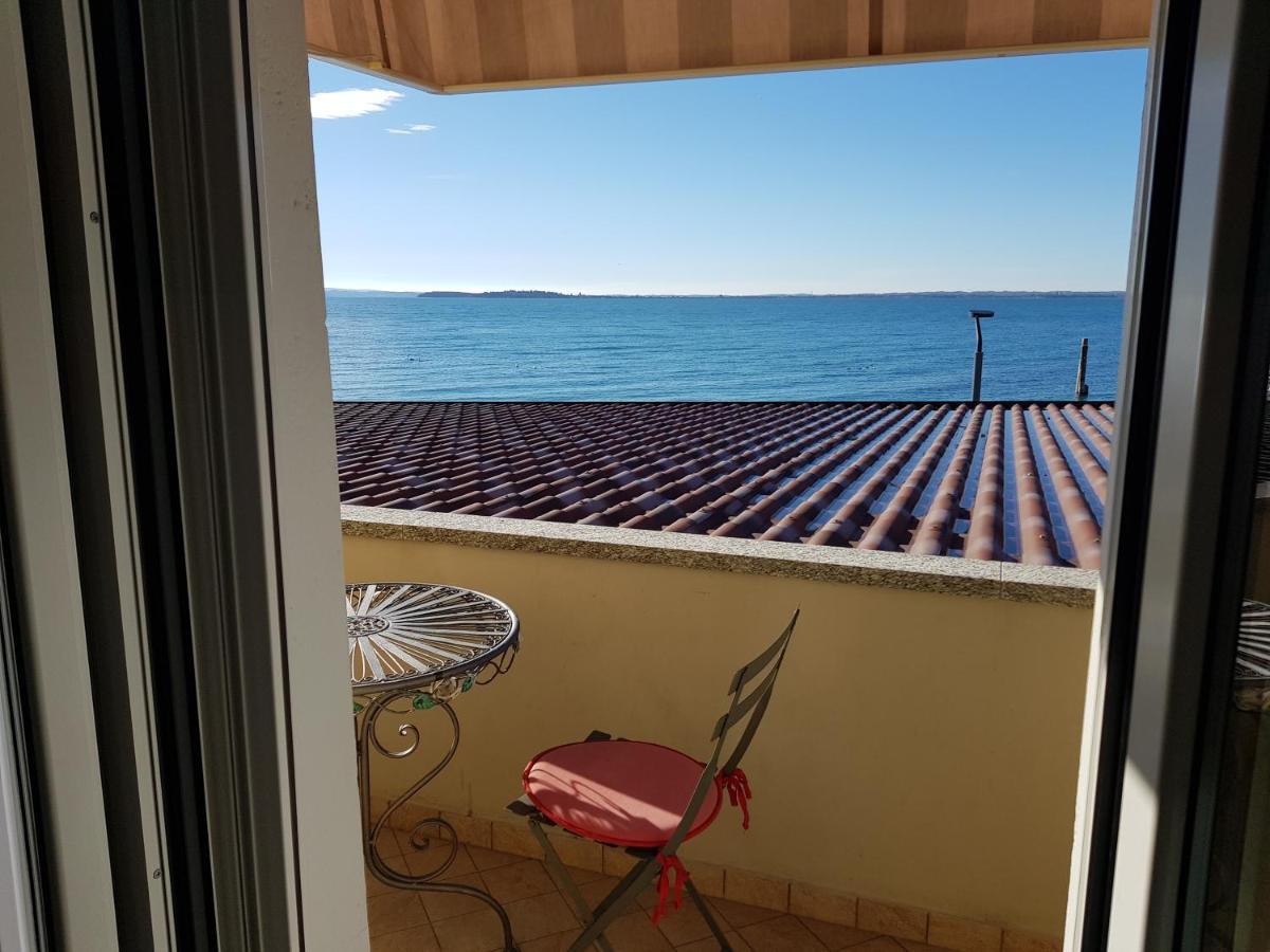 Graziosa Al Porto Villa Moniga del Garda Luaran gambar